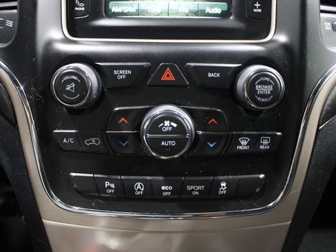 Used 2017 Jeep Grand Cherokee Laredo w/ Quick Order Package 23E AWD/4WD image 14