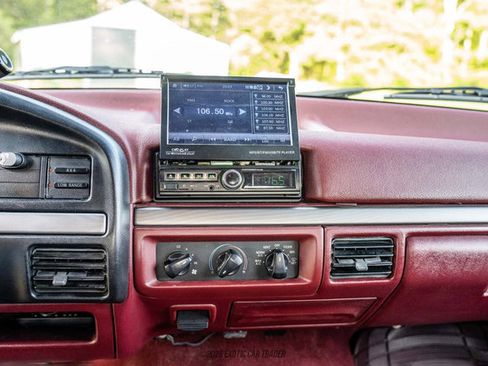 Used 1995 Ford Bronco XLT AWD/4WD image 23