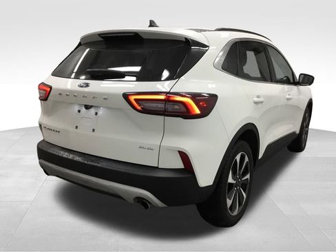 Used 2024 Ford Escape Platinum image 15