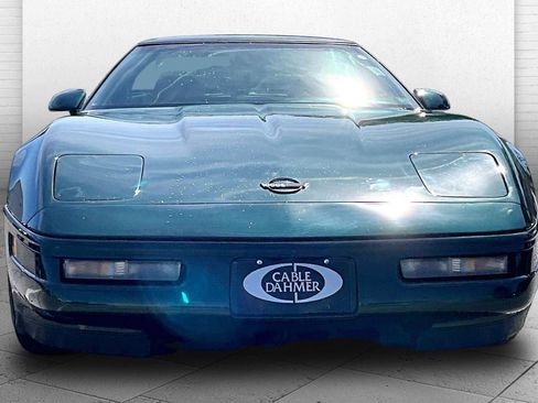 Used 1994 Chevrolet Corvette Coupe RWD image 2