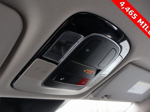 Used 2025 Hyundai Tucson SE image 24