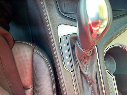 Used 2025 Cadillac CT4 Premium Luxury image 16