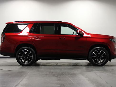 Used 2021 Chevrolet Tahoe RST w/ Luxury Package image 3