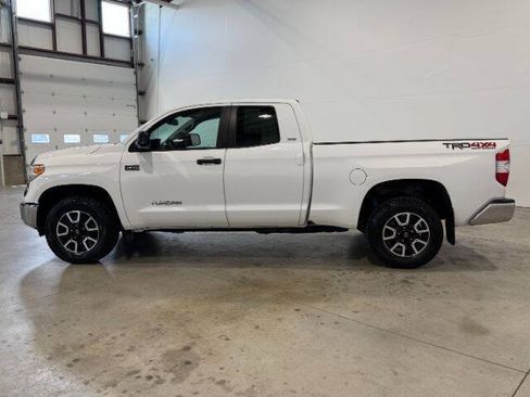 Used 2014 Toyota Tundra SR5 w/ TRD Off Road Package AWD/4WD image 12