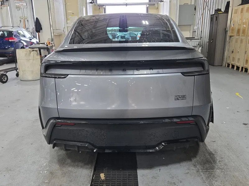 Used 2018 Tesla Model X 75D AWD/4WD image 5