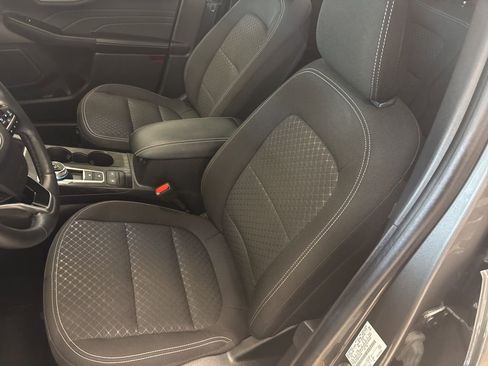 Used 2024 Ford Escape Active image 23