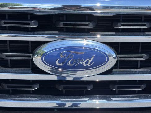 Used 2022 Ford F150 XLT w/ Equipment Group 302A High AWD/4WD image 12