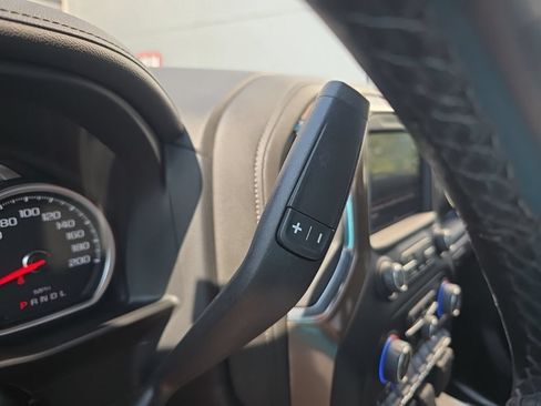 Used 2022 Chevrolet Silverado 2500 High Country w/ Z71 Off-Road Package AWD/4WD image 18