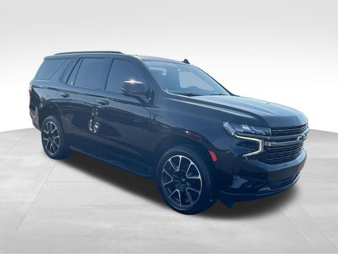 Used 2022 Chevrolet Tahoe RST w/ Sport Performance Package AWD/4WD image 7