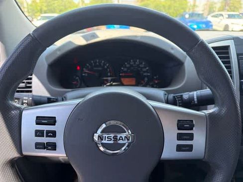 Used 2016 Nissan Frontier SV w/ Moonroof Package RWD image 32