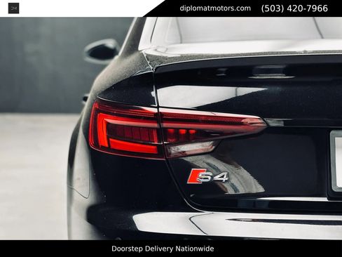 Used 2018 Audi S4 Premium Plus w/ Navigation Package AWD/4WD image 15