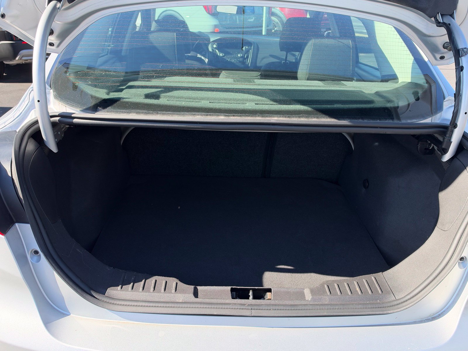 Used 2018 Ford Focus SE FWD image 27
