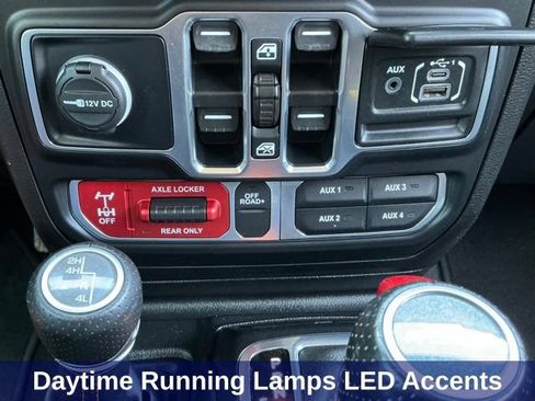 Used 2020 Jeep Gladiator Mojave AWD/4WD image 26