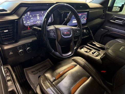 Used 2024 GMC Sierra 2500 AT4 AWD/4WD image 25