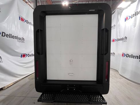 Used 2024 Chevrolet Brightdrop 400 w/ Commercial Equipment Package AWD/4WD image 8