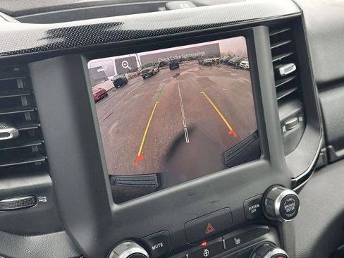 Used 2022 RAM 1500 Big Horn w/ Built-to-serve Edition image 26