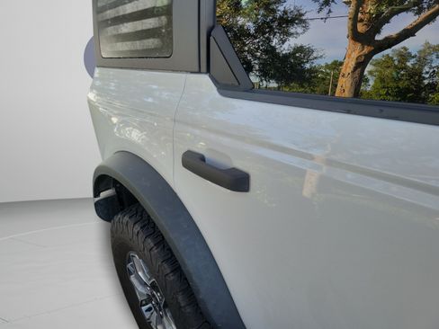Used 2024 Ford Bronco Badlands AWD/4WD image 17
