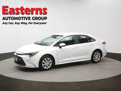 Used 2024 Toyota Corolla LE image 56