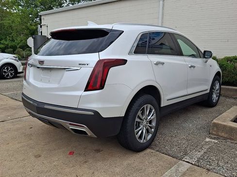 Certified 2023 Cadillac XT5 Premium Luxury AWD/4WD image 3