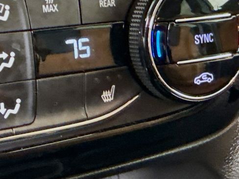 Used 2020 Buick Encore GX Essence image 20