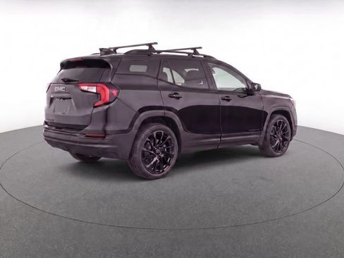 Used 2023 GMC Terrain SLT w/ Elevation Edition FWD image 4