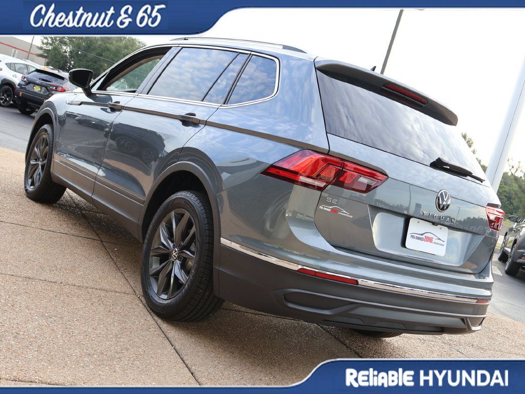 Used 2023 Volkswagen Tiguan SE FWD image 4