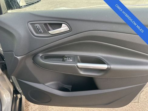 Used 2015 Ford C-MAX SE w/ Equipment Group 201A FWD image 8