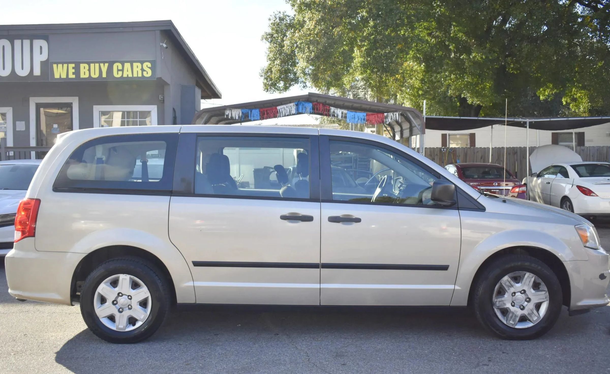Used 2013 Dodge Grand Caravan American Value Package FWD image 8