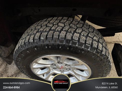 Used 2018 GMC Sierra 1500 SLE w/ SLE Value Package image 27