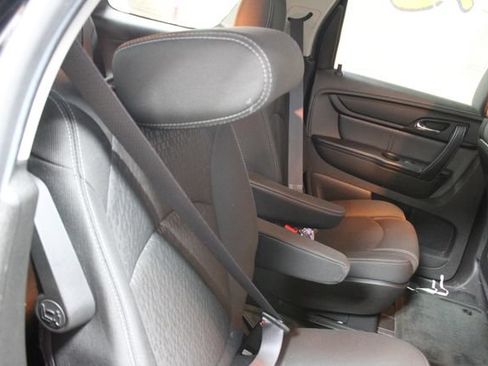 Used 2014 GMC Acadia SLE AWD/4WD image 9