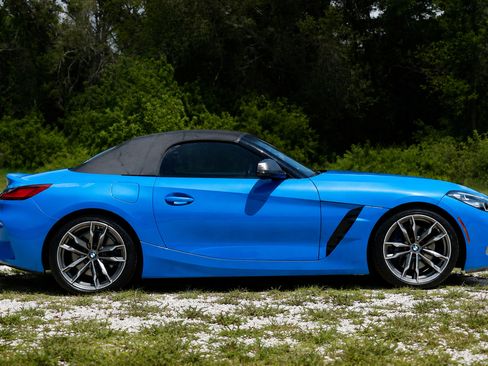 Used 2020 BMW Z4 M40i w/ Executive Package RWD image 9
