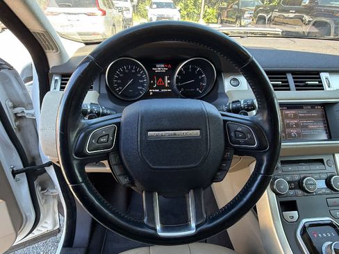 Used 2013 Land Rover Range Rover Evoque Pure Plus AWD/4WD image 15