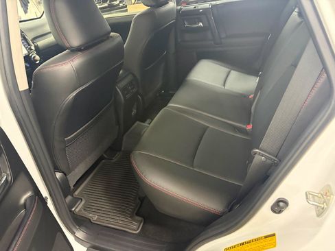 Used 2024 Toyota 4Runner TRD Off-Road Premium w/ Moonroof Package AWD/4WD image 22
