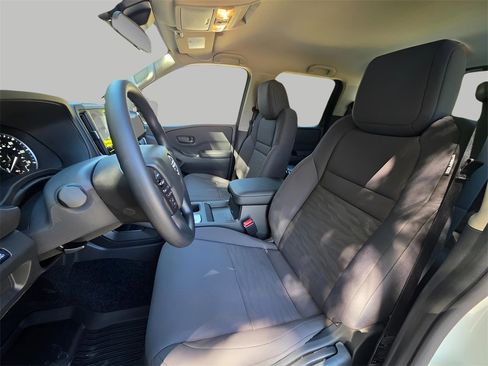 New 2026 Nissan Frontier S image 15