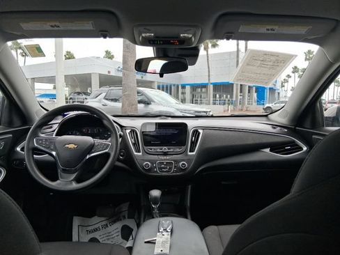 Used 2025 Chevrolet Malibu LS w/ LPO, Floor Liner Package FWD image 12
