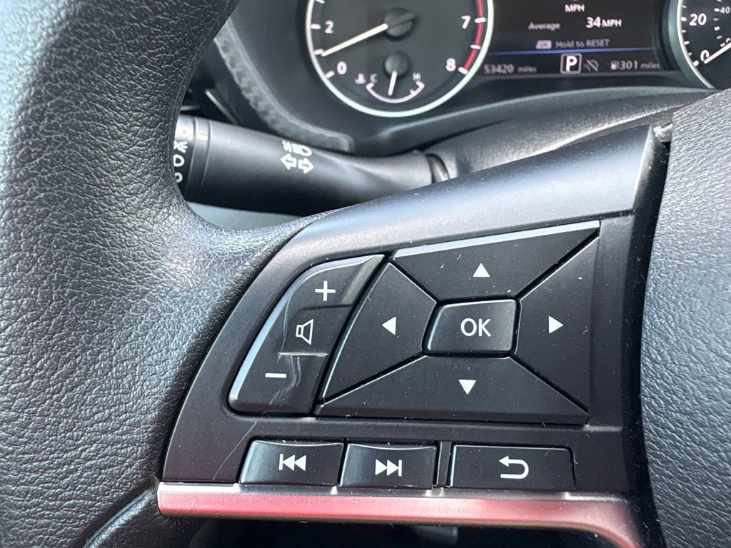 Used 2024 Nissan Sentra SV FWD image 27