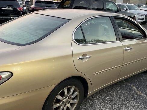 Used 2002 Lexus ES 330 image 9