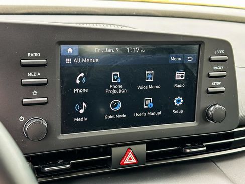 Used 2025 Hyundai Elantra Sport FWD image 16