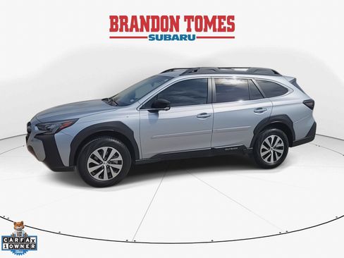 Used 2024 Subaru Outback Premium AWD/4WD image 4