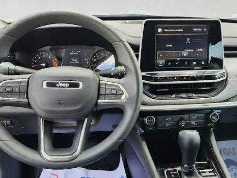 Used 2022 Jeep Compass Sport FWD image 14