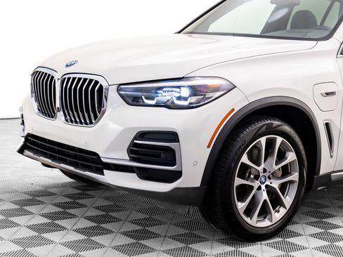 Used 2023 BMW X5 xDrive45e w/ Climate Comfort Package image 36