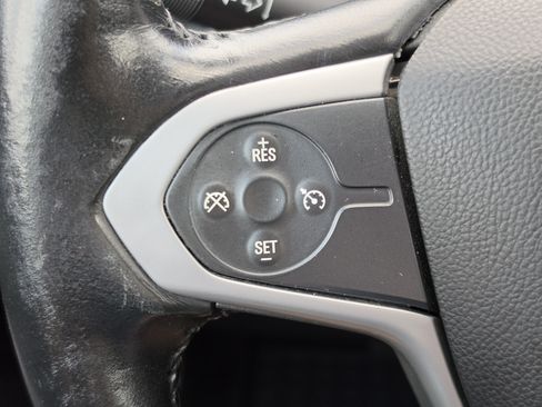 Used 2018 Chevrolet Colorado ZR2 w/ ZR2 Midnight Special Edition AWD/4WD image 17