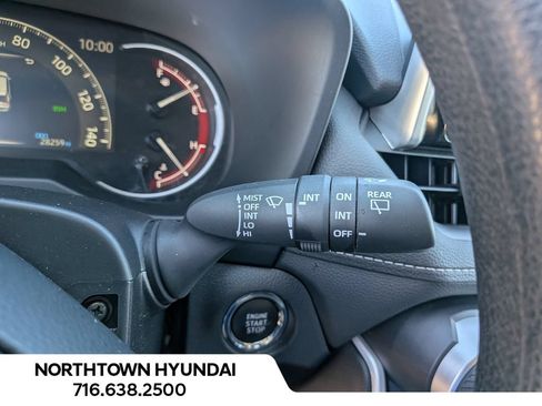 Used 2025 Toyota RAV4 XLE AWD/4WD image 24