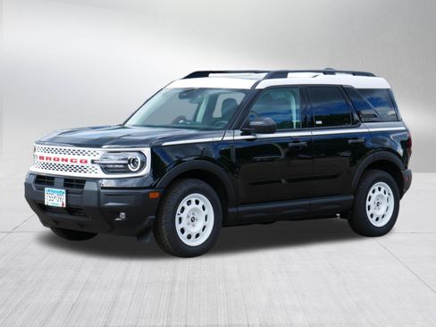 Used 2025 Ford Bronco Sport Heritage w/ Convenience Package AWD/4WD image 3