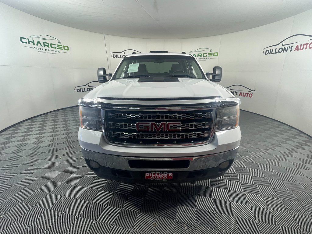 Used 2013 GMC Sierra 3500 SLE AWD/4WD image 3