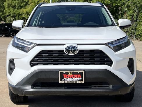 Used 2024 Toyota RAV4 XLE FWD image 7