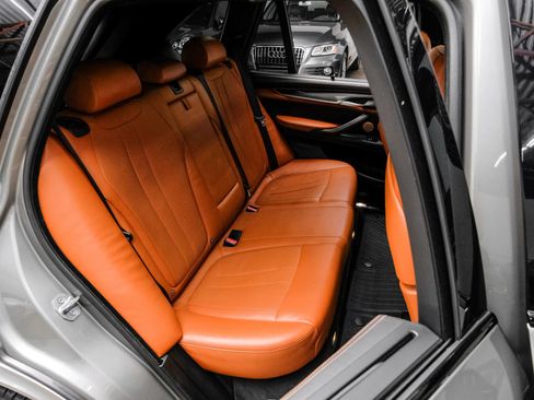 Used 2017 BMW X5 M AWD/4WD image 37