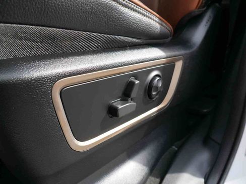 Used 2023 RAM 1500 Limited w/ Body-Colour Bumper Group image 38