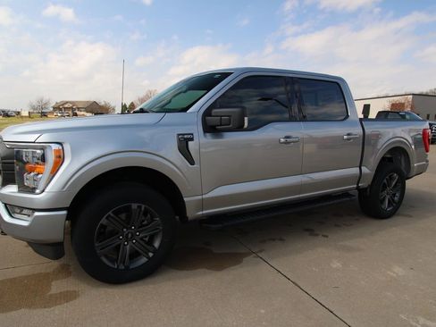 Used 2023 Ford F150 XLT w/ Equipment Group 302A High image 18