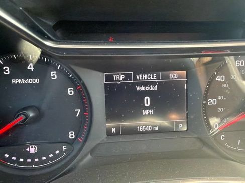 Used 2022 Chevrolet TrailBlazer LT w/ Driver Confidence Package FWD image 5